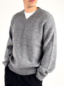 Maglione con collo a v e spalla scesa AJ619 Grey (2)
