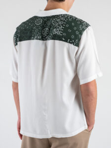 ONLY&SONS Camicia MM in viscosa con taschino e retro stampa bandana CAIUS 22033064 Brigh White (2)