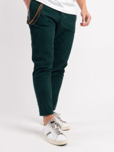 OVER-D Pantalone in velluto con gamba morbida OE1F2W4P47 Verde Bottiglia (2)
