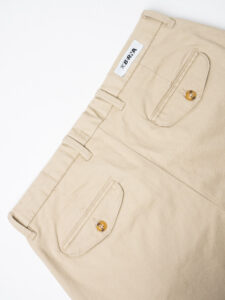 BERNA Pantalone chino cropped morbido con pinces 246384 Sabbia (7)