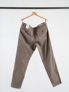 BERNA Pantalone chinos in cotone 246225 Tortora (3)