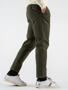 BERNA Pantalone cropped operato con pinces 246096 Avocado (5)