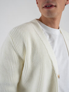 BLACK SUNDAY Cardigan in misto lana con collo a v e tasche frontali PHC019 Panna (5)