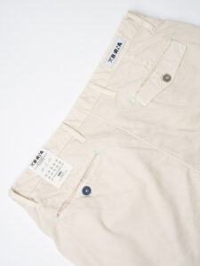 BERNA Pantalone chinos leggero microlavorato 243218 Panna (5)