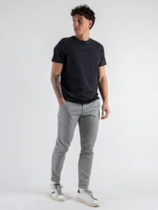 BERNA Pantalone chinos leggero microlavorato 243218 Perla (2)