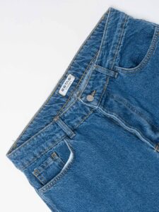 ESTASI Jeans liscio con gamba morbida JORDAN Azzurro (2)