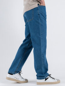 ESTASI Jeans liscio con gamba morbida JORDAN Azzurro (4)
