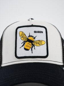 GOORIN BROS Cappellino bianco con visiera nera e patch bianca con stampa ape QUEEN (2)