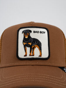 GOORIN BROS Cappellino bruciato con patch in pelle bianca stampa cane BAD BOY (2)