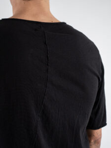 IMPERIAL T-shirt basica con fondo stondato a taglio vivo T084IDTL Nera (6)