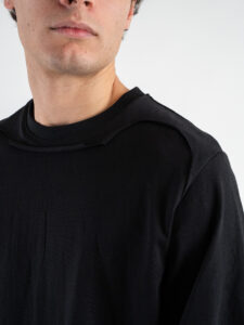 IMPERIAL T-shirt over tinta unita con inserti a taglio vivo TV14IDVL Nera (1)
