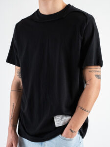 IMPERIAL T-shirt over tinta unita con inserti a taglio vivo TV14IDVL Nera (6)