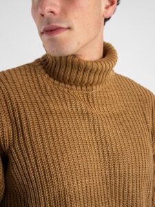 Maglione dolcevita tinta unita HE325 Camel (4)