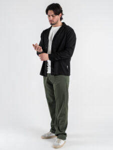 BERNA Camicia in Tencel con collo bowling 251090 Nera (2)