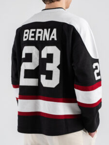 BERNA Felpa Hokey in cotone con scollo a V e stampa fronte retro 251236 Nera (2)