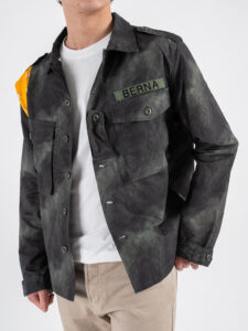 BERNA Giacchetta Tie Dye con stampa sul retro e logo frontale 251245 Verde (4)
