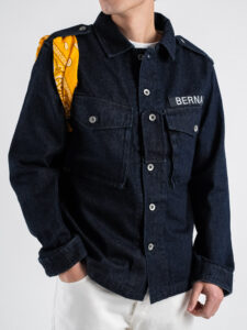 BERNA Giacchetta in jeans con stampa sul retro e logo frontale 251248 Blu Denim (9)