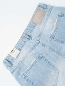 BERNA Jeans cropped chiaro con finte rotture 251049 Azzurro chiaro (6)