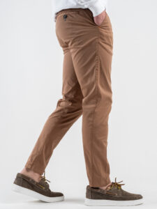BERNA Pantalone chinos in cotone leggero 2511023 Terra (4)