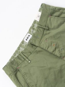 BERNA Pantalone chinos in cotone leggero 251103 Menta (2)
