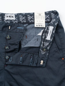 BERNA Pantalone in cotone leggero con pences 251104 Blu (2)