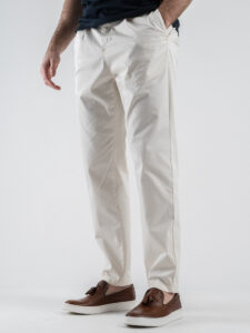 BERNA Pantalone in cotone leggero con pences 251104 Latte (2)