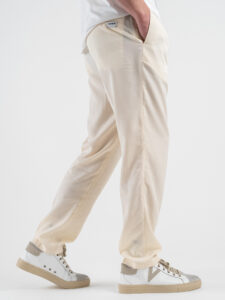 BERNA Pantalone leggero con coulisse in tessuto tencel 251089 Sabbia (4)