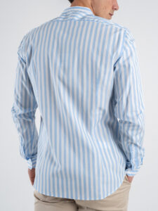 BL11 Camicia in cotone con colletto con riga larga 42340112 Azzurro (1)