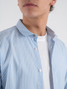 BL11 Camicia in cotone con colletto rigata 42340512 Azzurro (5)