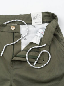 BL11 Pantalone chinos da abito con bottone e coulisse in vita BL250857 Militare (6)