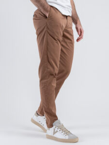 BL11 Pantalone chinos slim leggero TROPEA Cipolla (3)
