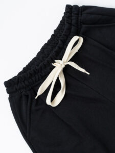 ESTASI Completo tuta over leggero con felpa cappuccio boxy fit + pantalone baggy AD2122 Nero (2)