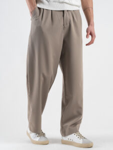 ESTASI Pantalone leggero gamba larga con elastico in vita YAMAL Fango (6)