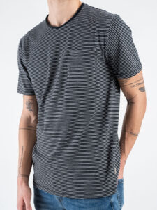 ONLY&SONS T-shirt rigata a taglio vivo con taschino frontale BALE 22025680 Dark Navy (4)