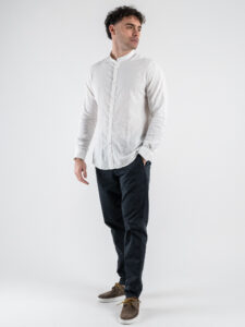 OVER-D Camicia in cotone lavorato con colletto alla coreana OE1S2S5C30 Bianca (1)