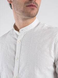 OVER-D Camicia in cotone lavorato con colletto alla coreana OE1S2S5C30 Bianca (3)