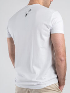 V2 T-shirt basica con ricamo pac-man fiori TUBI09 Bianco (1)