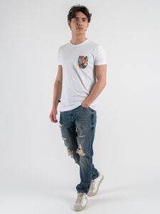 V2 T-shirt basica con ricamo pac-man piume colorate TUBI23 Bianco (3)