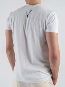 V2 T-shirt basica con taschino carpa koi TUBI17 Bianca (2)