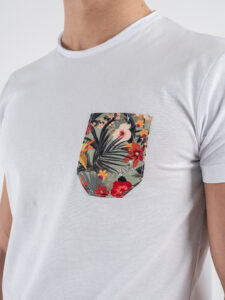 V2 T-shirt basica con taschino fiori TUBI09 Bianca (5)