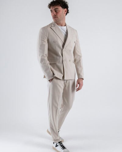 Abito intero leggero in poliviscosa con giacca doppiopetto e pantalone slim fit ASTON VILLA Beige 1 Nuovi Arrivi