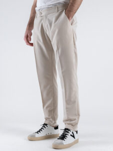 Abito intero leggero in poliviscosa con giacca doppiopetto e pantalone slim fit ASTON VILLA Beige (5)