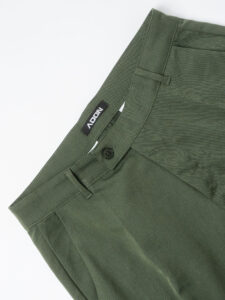 Abito intero leggero in poliviscosa con giacca doppiopetto e pantalone slim fit ASTON VILLA Militare (2)