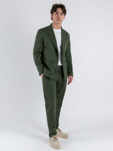 Abito intero leggero in poliviscosa con giacca doppiopetto e pantalone slim fit ASTON VILLA Militare (6)
