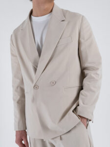 Abito intero leggero in poliviscosa con giacca over e pantalone gamba larga REAL MADRID Beige (5)