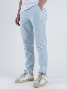 BERNA Pantalone chinos in misto lino 251106 Cielo Pastello (2)