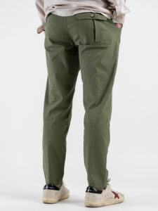 BERNA Pantalone in misto lino morbido con pinces 251108 Menta (1)