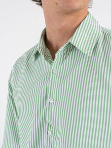 Camicia a righe con manica a contrasto bianca 7772 Verde (5)