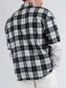 Camicia scozzese con strappi e doppia manica CS2481 Nera (1)
