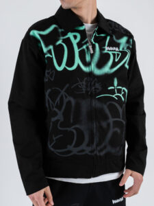 DISCLAIMER Giubbino in gabardine con stampa graffiti 25EDS54899 Nero (1)